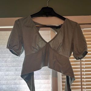 MISSGUIDED green open back top